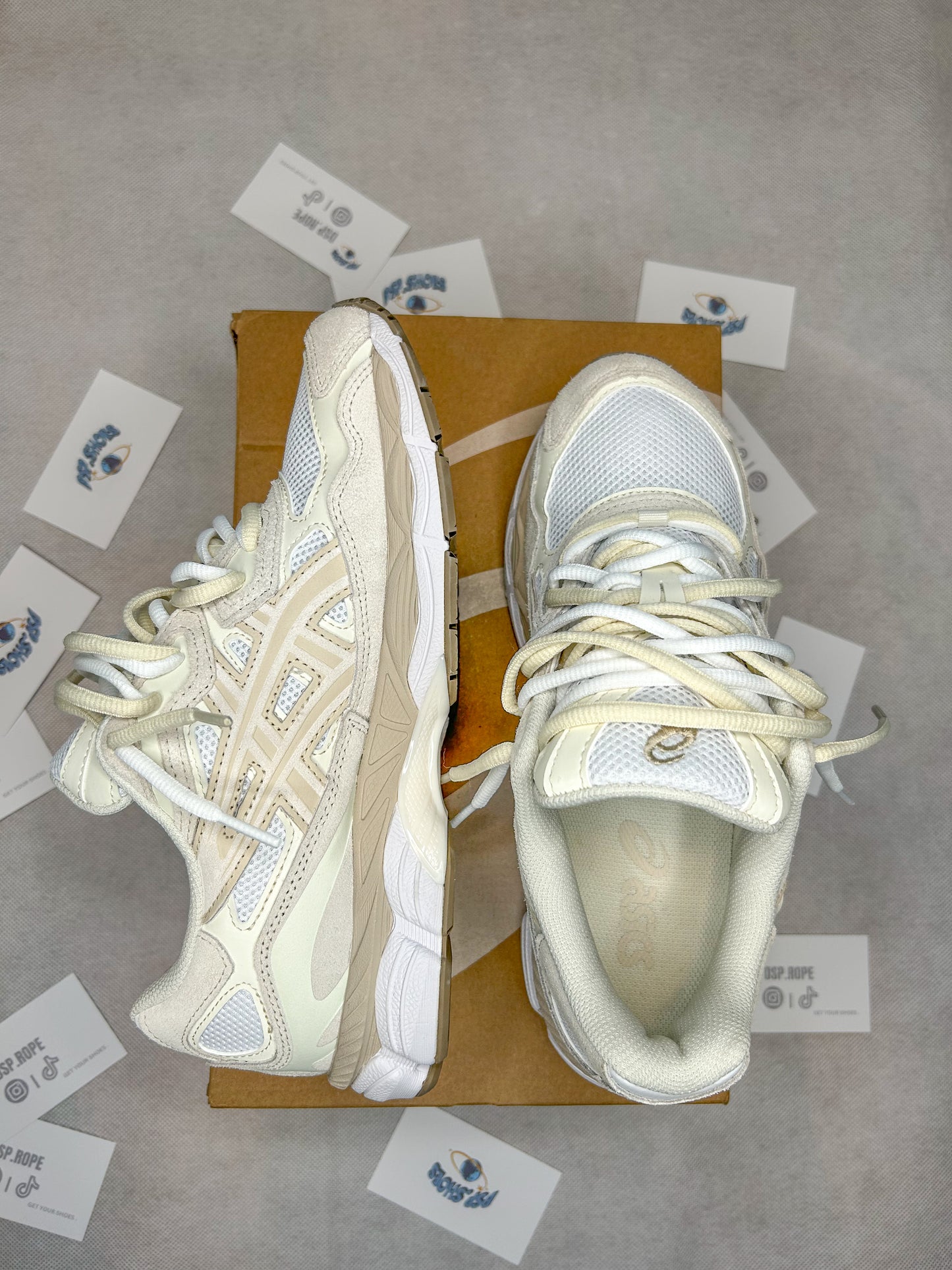 ASICS NYC BLANC/GRIS PLUME