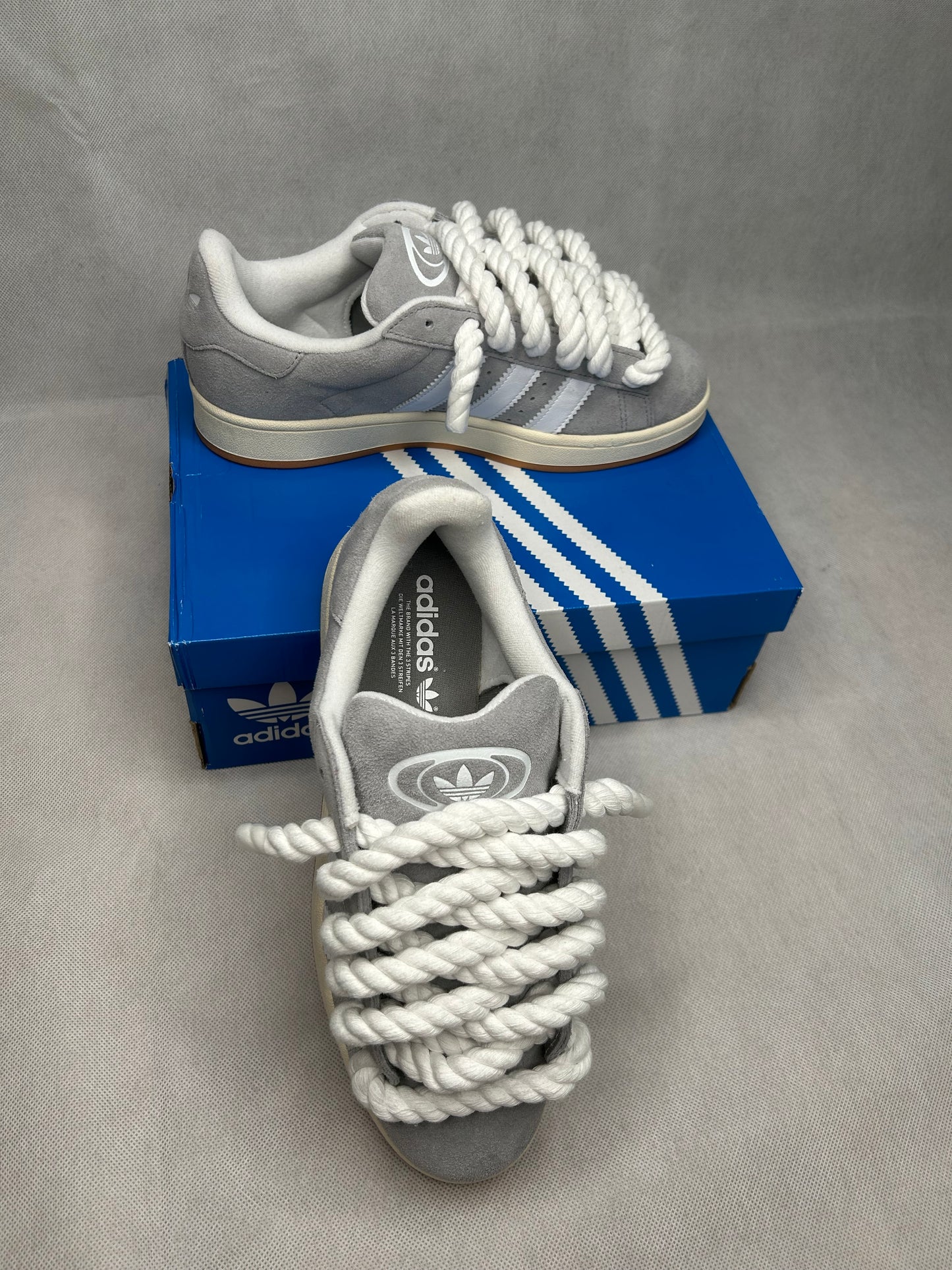 Graue Adidas Campus 00s Rope Laces